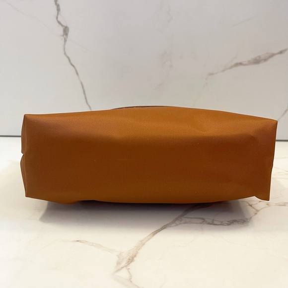 LONGCHAMP Le Pliage Pouch with Handle With Crossbody Strap - Picture 9 of 16